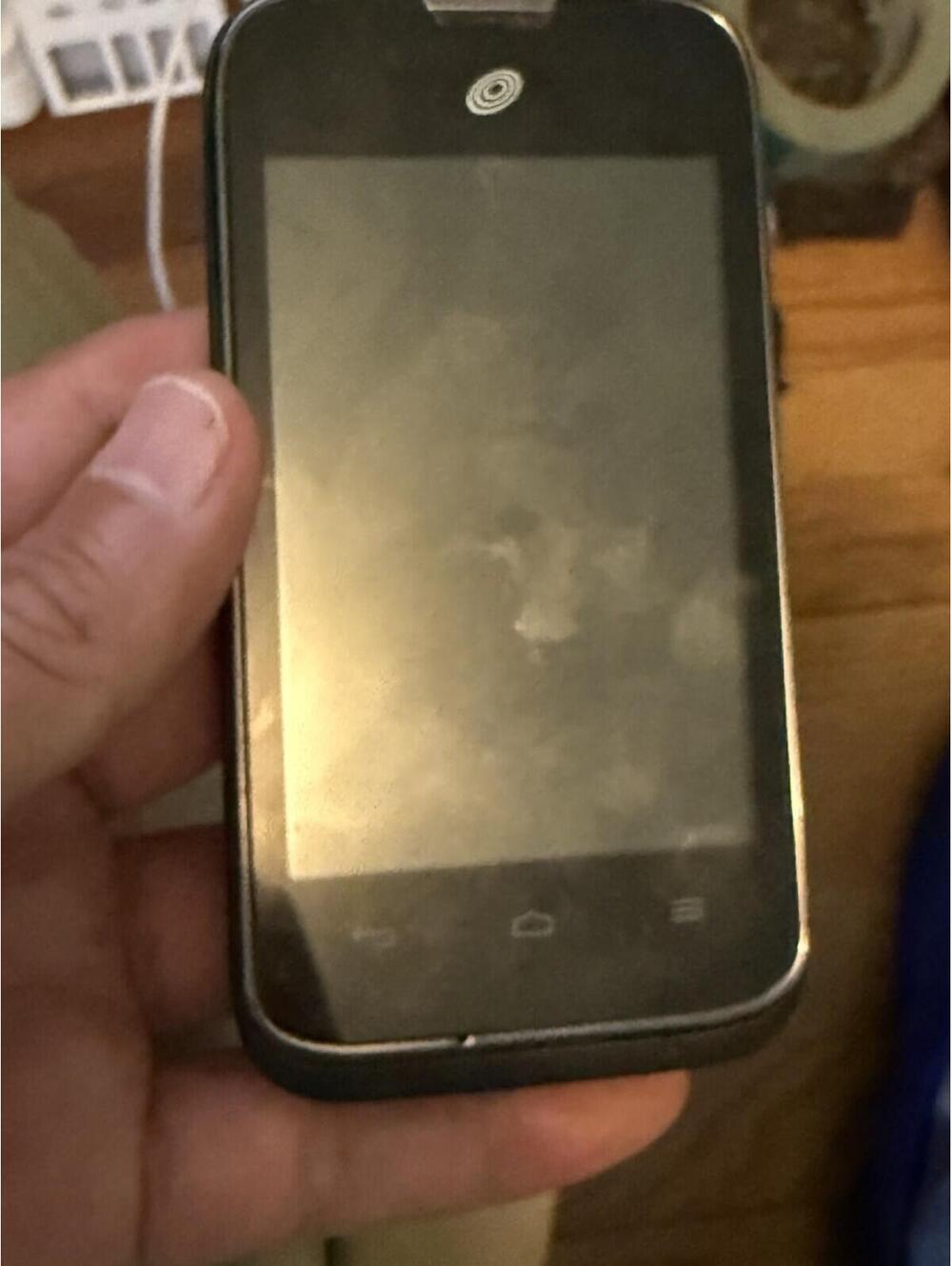 Huawei Glory Model: H868C, Trackfone Prepaid, Good Condition, 4gb